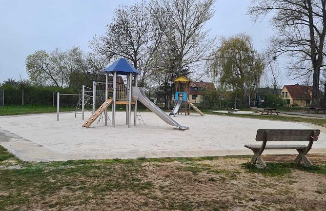 Spielplatz in Niedersalza (Foto: Stadtverwaltung Nordhausen) Spielplatz in Niedersalza (Foto: Stadtverwaltung Nordhausen)