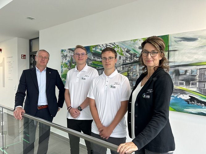 v.l.: Steffen Loup, Jonas Gryphan, Luca Bischoff, Sandra Nikoleizig (Foto: WBG S&uuml;dharz)