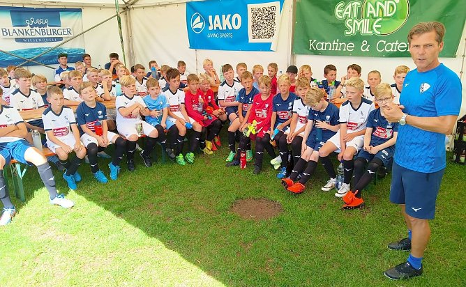 Darius Wosz, ehem. Bundesliga Nationalspieler bei der Er&ouml;ffnung des Camps der�TSG�Krimderode (Foto: P. Grabe)
