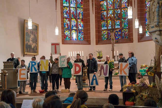 Erntedankfest der Lebenshilfe in der Blasii-Kirche (Foto: Nordth&uuml;ringer Lebenshilfe)