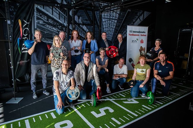 Auftakttreffen für das zweite Kugelstoß-Indoor im InJoy (Foto: Christoph Keil) Auftakttreffen für das zweite Kugelstoß-Indoor im InJoy (Foto: Christoph Keil)