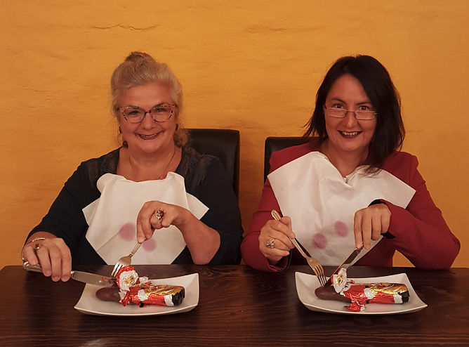 Heitere Lesungen mit Susanne Hinsching und Anja Eisner am 8., 12., 15. und 16. Dezember (Foto: Stadt Nordhausen)