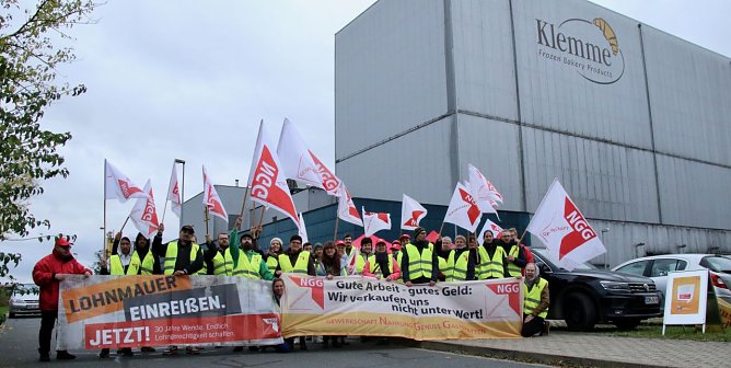 Streik bei Klemme in Nordhausen (Foto: agl) Streik bei Klemme in Nordhausen (Foto: agl)
