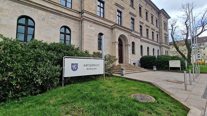 Exkursionsziel Amtsgericht (Foto: Herder-Gymnasium) Exkursionsziel Amtsgericht (Foto: Herder-Gymnasium)