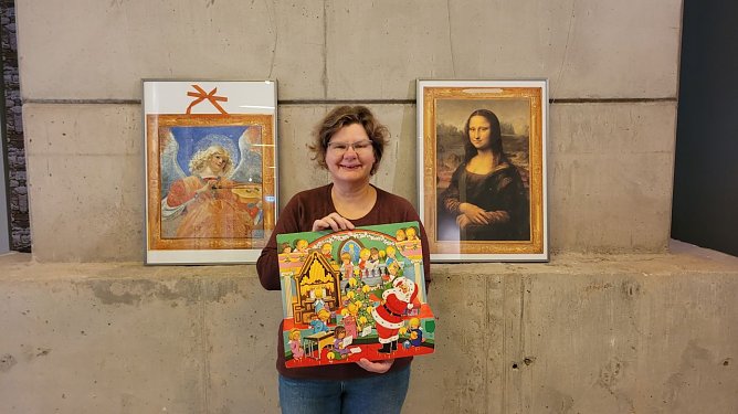 Die Geschichte des Adventskalenders � Ausstellung in der Flohburg mit Kuratorin Dr. Corinna Wodarz (Foto: Stadt Nordhausen)