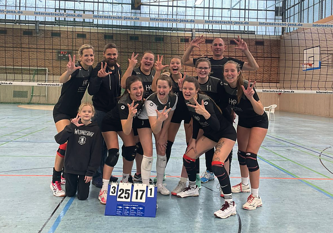 Auf Erfolgskurs - Bleicherodes Volleyballerinen gewinnen auch am Advent (Foto: VG Bleicherode)
