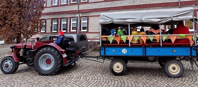 Weihnachtliche Ausfahrt mit dem Weihnachtsmann (Foto: Kerstin Herzog)