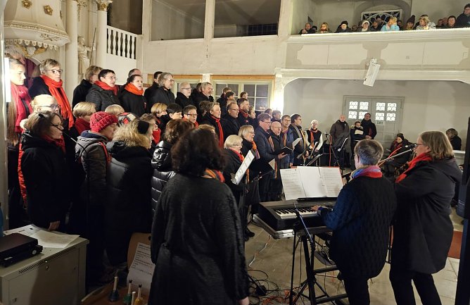 Benefiz-Singen im S&uuml;dharz (Foto: Evangelischer Kirchenkreis S&uuml;dharz)