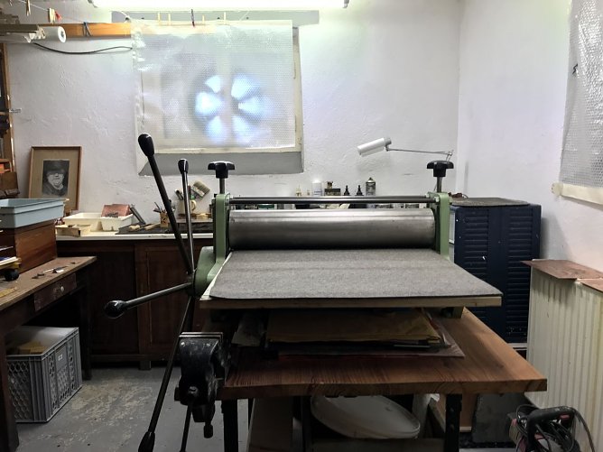 Am Freitag will auch der Bleicher&ouml;der K&uuml;nstler Peter Gen&szlig;ler die Druckkunst feiern (Foto: Peter Gen&szlig;ler)