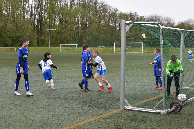 Mit Kantersieg zur Tabellenführung (Foto: Claudia Mißbach) Mit Kantersieg zur Tabellenführung (Foto: Claudia Mißbach)