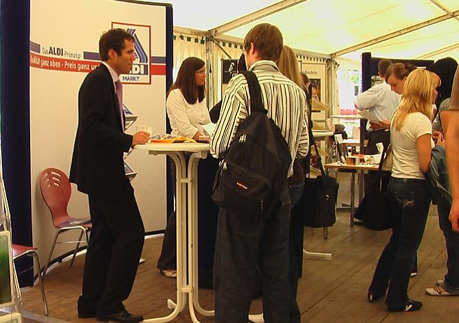 Auch Aldi war dabei (Foto: nnz) Auch Aldi war dabei (Foto: nnz)