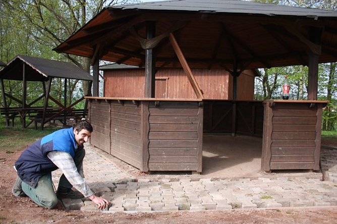 Bald ist es fertig (Foto: P. Grabe) Bald ist es fertig (Foto: P. Grabe)