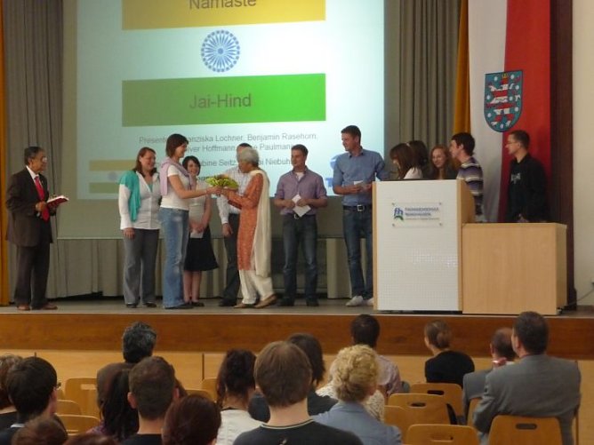 Ehrung der Dozenten (Foto: Angelo Glashagel)