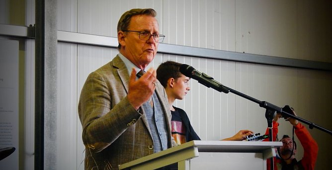 Zum Jahresempfang von Stadt und Hochschule war heute auch die hohe Politik zu Gast, unter anderem Ministerpr&auml;sident Ramelow (Foto: agl)