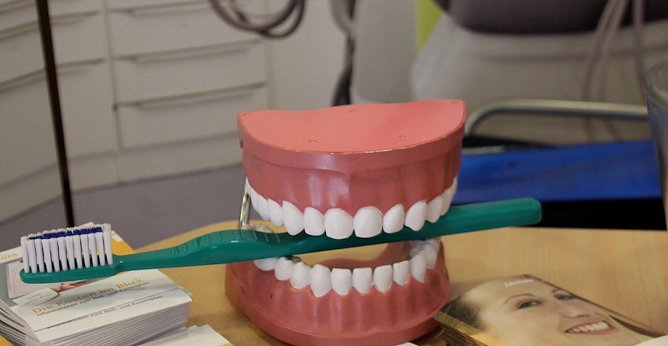 Zahngesundheit bei Kindern fördern (Foto: emw) Zahngesundheit bei Kindern fördern (Foto: emw)