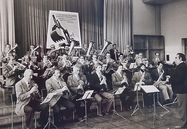 Kurz nach der Gr&uuml;ndung der Nordh&auml;user Blasmusik: Aufnahme aus dem Jahr 1975 (Foto: T.Mehlis)