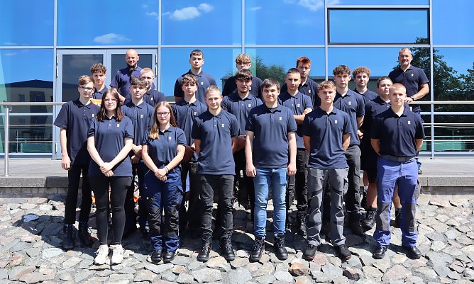 22 Jugendliche begannen am 29. Juli Ihre Ausbildung bei Schachtbau, Spesa oder GWE in Nordhausen (Foto: Schachtbau)