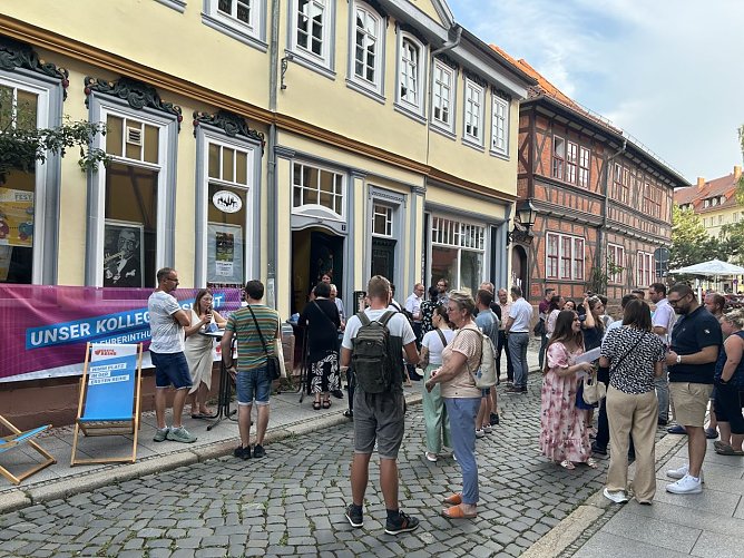 Berufsberatung in der Barf&uuml;&szlig;er Stra&szlig;e - in der Jazzmangel informierte man gestern &uuml;ber den Quereinstieg in das Bildungswesen (Foto: TMBJS)