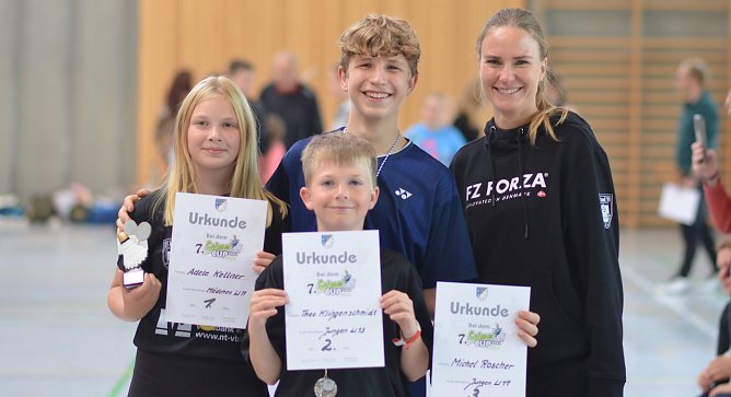 Strahlende Nordh&auml;user in Gernrode (Foto: Lydia Lenz)