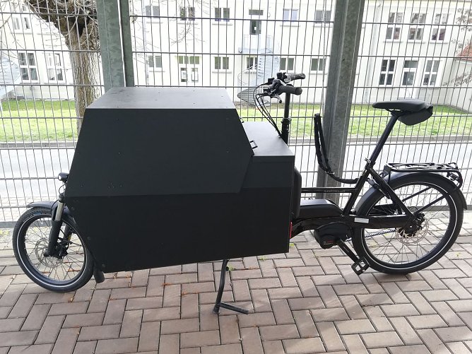 Dieses auffällige Lastenrad wird vermisst (Foto: LPI) Dieses auffällige Lastenrad wird vermisst (Foto: LPI)