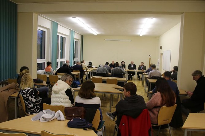 Zu seiner ersten Sitzung kam der Schulausschuss gestern in Niedersachswerfen zusammen (Foto: agl)