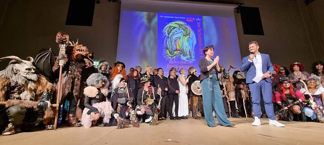 Autorin Kathrin R. Hotowetz kommt demn&auml;chst nach S&uuml;lzhayn (Foto: Heimat-und Kulturverein S&uuml;lzhayn e.V.)