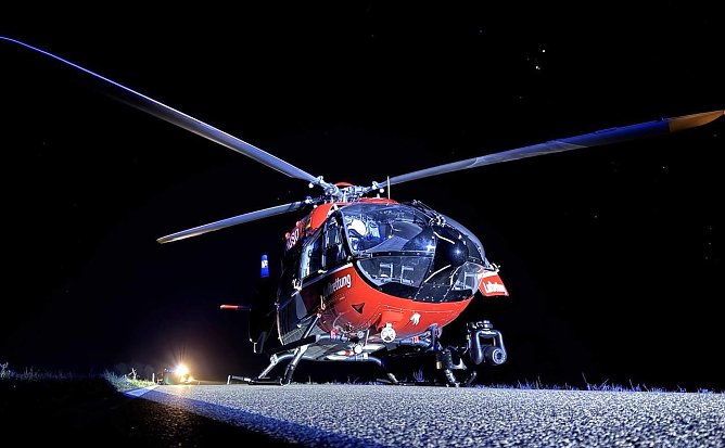 Schwerer Arbeitsunfall gestern (Foto: S.Dietzel) Schwerer Arbeitsunfall gestern (Foto: S.Dietzel)