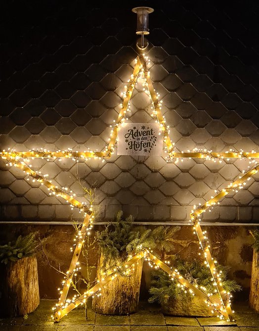 Advent in den Höfen in Neustadt/ Harz (Foto: S. Schieblich) Advent in den Höfen in Neustadt/ Harz (Foto: S. Schieblich)