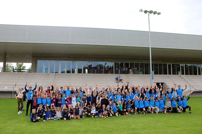 Auch am Albert-Kuntz-Sportpark kam man voran (Foto: Pressestelle Landratsamt)