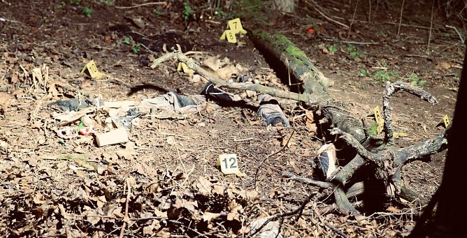 Spurensicherung am Fundort der Überreste (Foto: S. Dietzel) Spurensicherung am Fundort der Überreste (Foto: S. Dietzel)