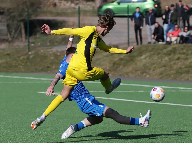 Der FSV Wacker musste sich heute den G&auml;sten aus Ostth&uuml;ringen beugen (Foto: FSV Wacker)