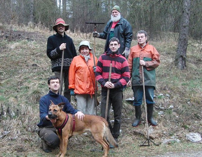 Pflegeeinsatz im April (Foto: B. Schwarzberg)