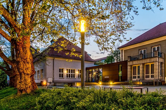 Die Hochschule Nordhausen l&auml;dt bald zum Tag der offenen T&uuml;r und der langen Nacht der Wissenschaft (Foto: Tina Bergknapp / Thomas G&ouml;sel)