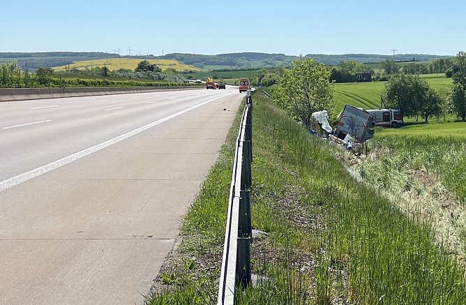 Unfall auf der A4 heute Mittag (Foto: Autobahnpolizei)