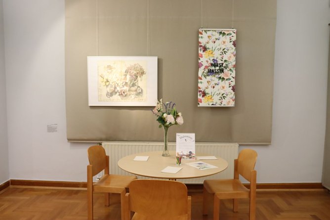 Kreatives Sommerprogramm begleitend zur Ausstellung Durch die Blume�! Blumendarstellungen in der Kunst im Kunsthaus Meyenburg (Foto: Kunsthaus Meyenburg)