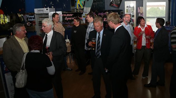 Sponsoren gepflegt (Foto: nnz) Sponsoren gepflegt (Foto: nnz)