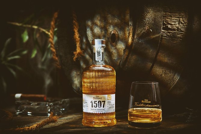 Die Premium Linie der Traditionsbrennerei ist nun Preisgekr&ouml;nt (Foto: Echte Nordh&auml;user Traditionsbrennerei)