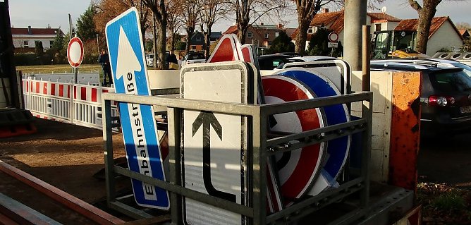An der B4 wird ab kommenden Montag wieder gebaut, Symbolbild (Foto: nnz-Archiv) An der B4 wird ab kommenden Montag wieder gebaut, Symbolbild (Foto: nnz-Archiv)