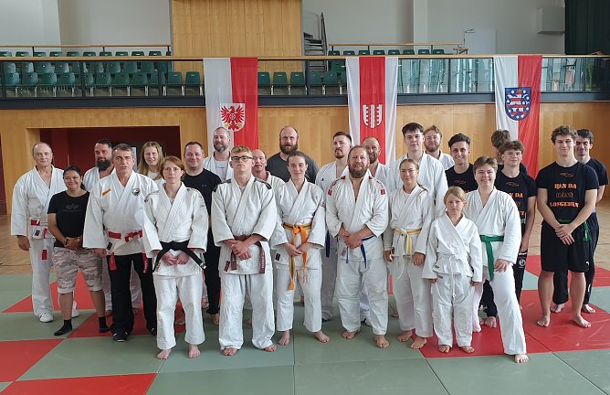 Kampfsportler in Leinefelde (Foto: J.Retzek) Kampfsportler in Leinefelde (Foto: J.Retzek)