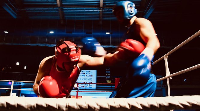 In der Wiedigsburghalle fand gestern Abend die erste Nordh&auml;user Boxgala nach sieben Jahren Zwangspause statt (Foto: agl)