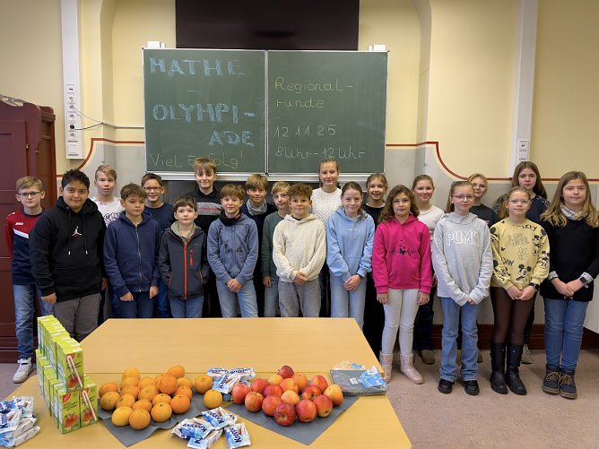 Matheolympiade im Herder gymnasium (Foto: P.Kugelmeier) Matheolympiade im Herder gymnasium (Foto: P.Kugelmeier)