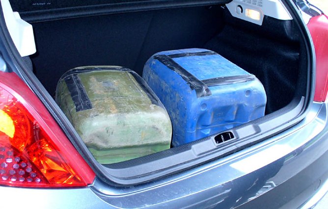 Versteckt (Foto: Zoll) Versteckt (Foto: Zoll)