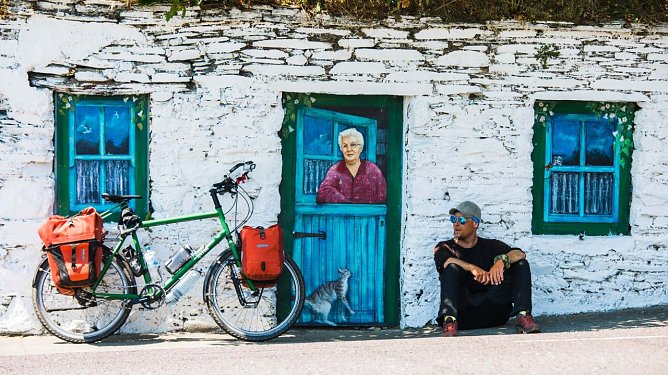 Robert Neu ist mit seinem Rad rund um Irland geradelt. (Foto: Robert Neu) Robert Neu ist mit seinem Rad rund um Irland geradelt. (Foto: Robert Neu)