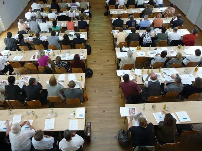 Konferiert (Foto: nnz) Konferiert (Foto: nnz)