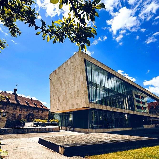 Viel los ist in der Stadtbibliothek in der ersten Märzwoche. (Foto: Lutz Fischer) Viel los ist in der Stadtbibliothek in der ersten Märzwoche. (Foto: Lutz Fischer)