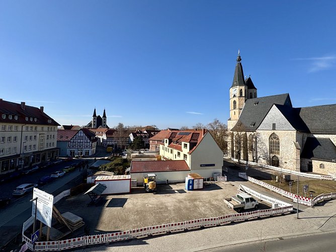 An der Blasiikirche wurde am Montag mit dem n&auml;chsten Bauabschnitt begonnen (Foto: Stadt Nordhausen)