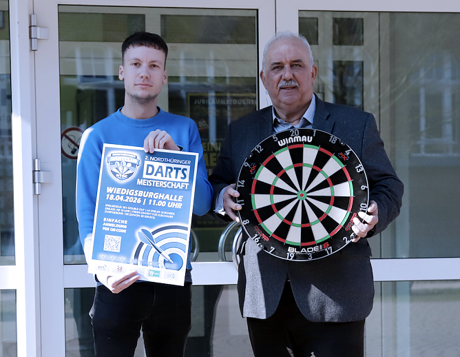 v.l.: Johannes Könitzer und Sportkoordinator Werner Hütcher (Foto: J. Könitzer) v.l.: Johannes Könitzer und Sportkoordinator Werner Hütcher (Foto: J. Könitzer)