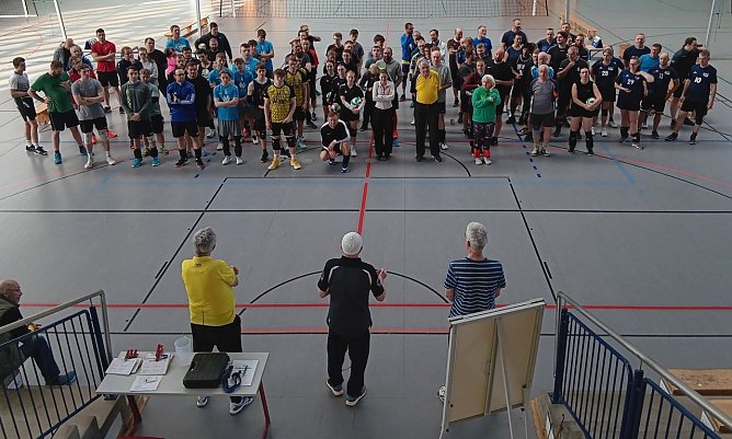Viele Mannschaften sind beim Freizeit-Turnier am Start. (Foto: Archivfoto: J. Poerschke) Viele Mannschaften sind beim Freizeit-Turnier am Start. (Foto: Archivfoto: J. Poerschke)