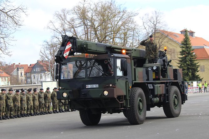 Symbolbild Militärfahrzeug (Foto: emw) Symbolbild Militärfahrzeug (Foto: emw)