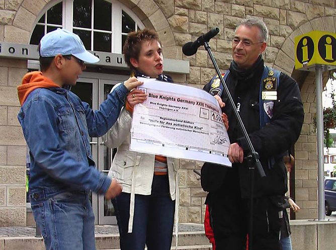 Übergabe Scheck (Foto: nnz) Übergabe Scheck (Foto: nnz)